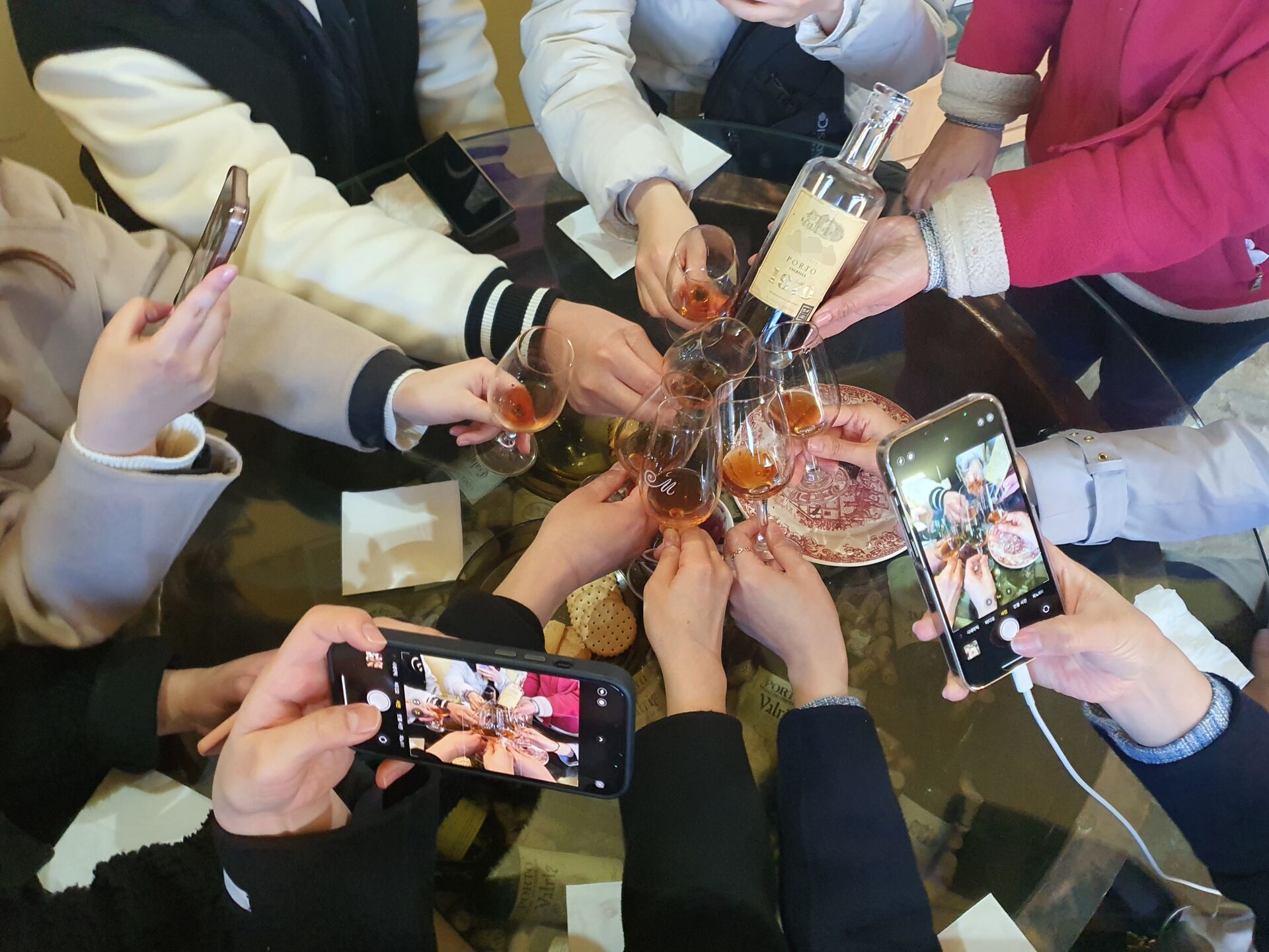 도우루밸리 투어 와인 시음 건배 출처 마이리얼트립